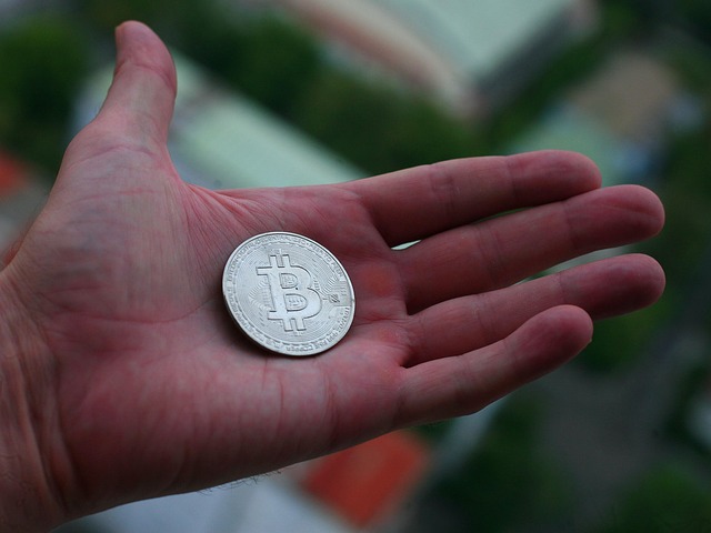 Od Złotego do Bitcoina: Jak budować antyinflacyjny portfel inwestycyjny, ucząc się na własnych błędach
